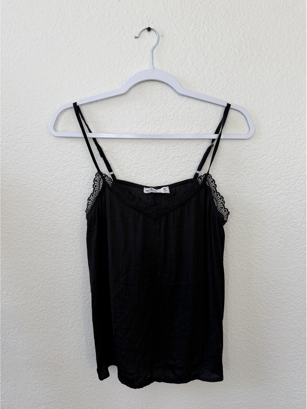 Hollister Black Lace Trim Camisole Tank Top vintage y2k coquette lace shirt